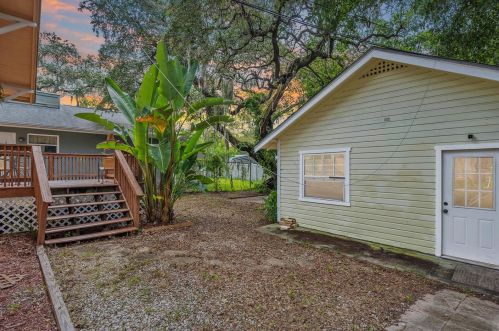 1020 Illinois Ave, Palm Harbor, FL 34683-4411