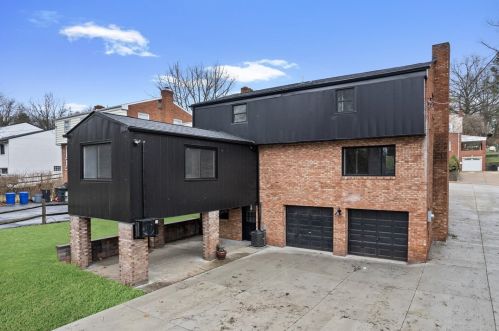 566 Kelso Rd, Pittsburgh, PA 15243-1510