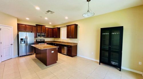 2568 Isabela Ter, Kissimmee FL  34743-5816 exterior