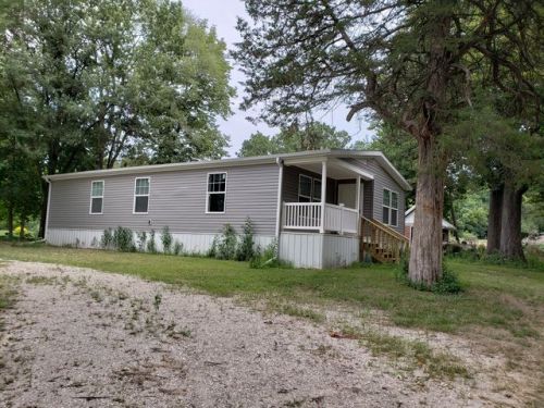 702 Pearl St, Croton, IA 52626-9204