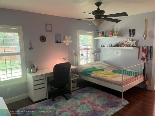 2551 Racquet Club Dr, Palm City FL  34990-2304 exterior