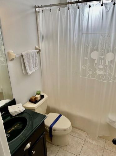 807 Lake Evalyn Dr, Kissimmee FL 34747-4804 exterior