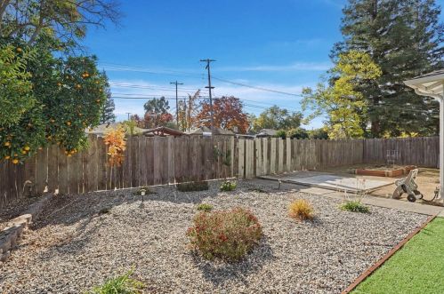 10364 Newton Way, Rancho Cordova CA  95670-2052 exterior