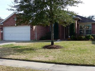 2034 Bluffton Ln, Katy TX  77450-6054 exterior