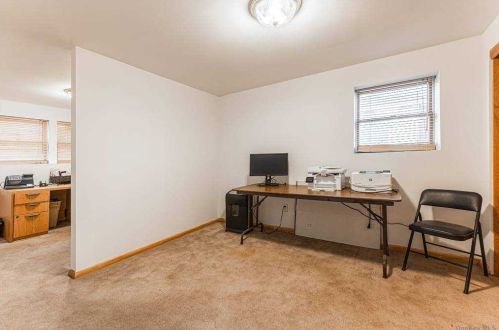 4 Brunswick Dr, Elwood NY  11731-5405 exterior