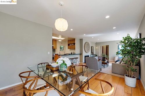 6730 Heartwood Dr, Oakland CA  94611-2337 exterior