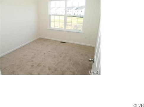 935 King Way, Breinigsville PA  18031-1483 exterior