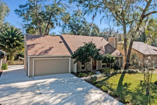 4777 Beacon Dr, Jacksonville, FL 32225-4025