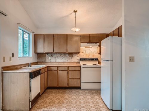 4602 Pagosa Cir, Denver CO 80015-1829 exterior