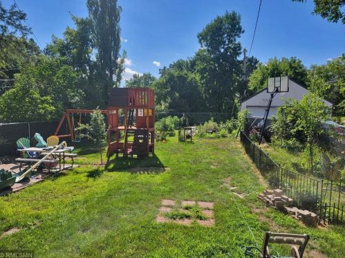 818 8th St, Brainerd MN  56401-4122 exterior