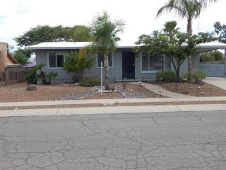 3410 Magda Ave, Tucson, AZ 85730-2724