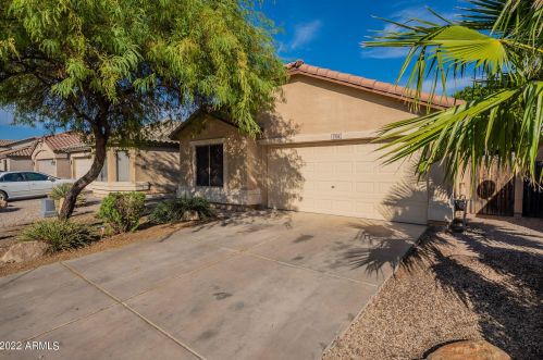 2205 109th Ave, Avondale AZ  85392-5915 exterior