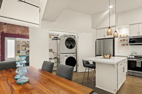 536 Manzana Pl, San Jose CA  95112-7812 exterior