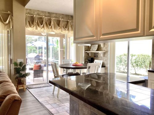 1542 Amherst Dr, Fort Pierce FL  34986-2450 exterior