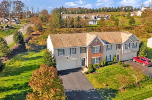 603 Whispering Pines Dr, Gibsonia, PA 15044-7854