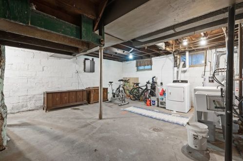 3112 Elroy Ave, Pittsburgh PA 15227-2825 exterior