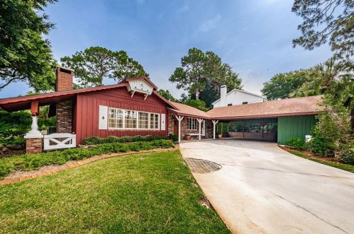 65 Inness Dr, Tarpon Springs, FL 34689-2560