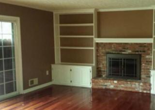 10707 Downing St, Carmel, IN 46033-3853