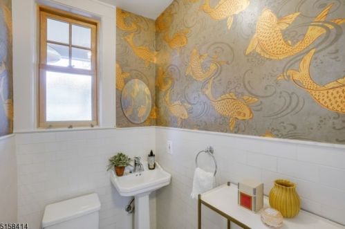 42 Warren Ct, South Orange NJ  07079-2336 exterior