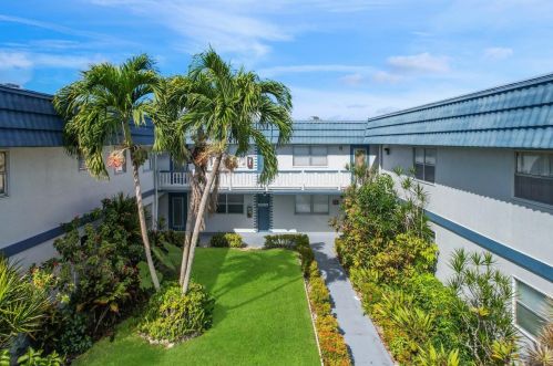327 Tuscany F, Delray Beach, FL 33446-1540