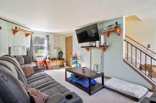 2914 Brentwood Ave, Pittsburgh PA  15227-2528 exterior