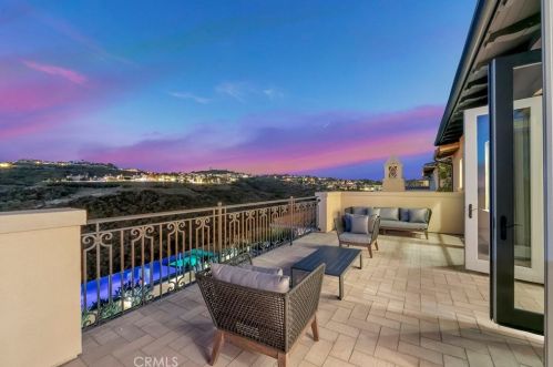 31 Seawatch, Newport Beach CA  92657-1650 exterior