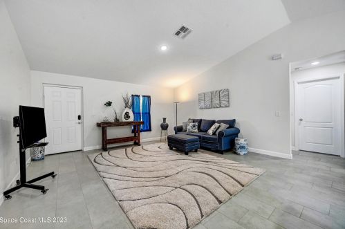 835 Kenilworth Ct, Titusville FL  32780-7711 exterior