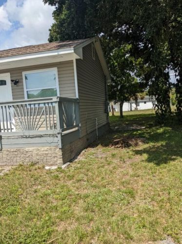 2405 44th St, Fort Pierce FL  34946-1532 exterior