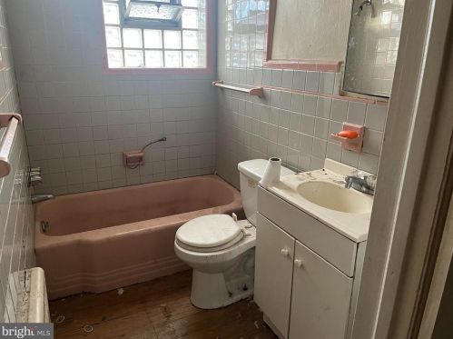 1270 Jackson St, Camden NJ  08104-3526 exterior