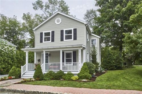 27 Van Buren St, Warwick NY  10990-1417 exterior