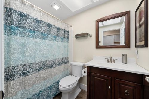 128 Bittercreek Dr, Folsom CA  95630-2364 exterior