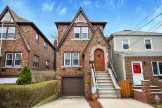 131 King Ave, Yonkers, NY 10704-3531