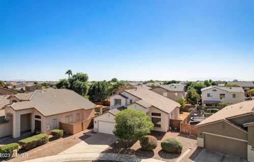 16043 Maui Ln, Sun City AZ  85379-5137 exterior