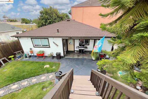 470 N St, Benicia CA  94510-2821 exterior