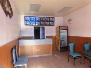 2036 Old Arch Rd, Norristown PA  19401-2008 exterior