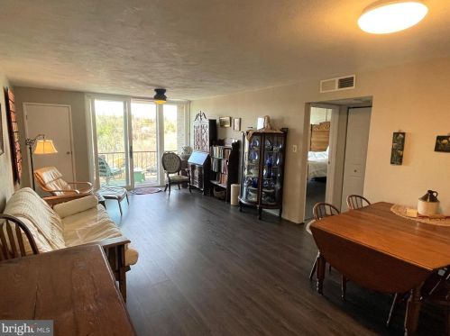 3112 Forest Ln, Collegeville, PA 19473-1027