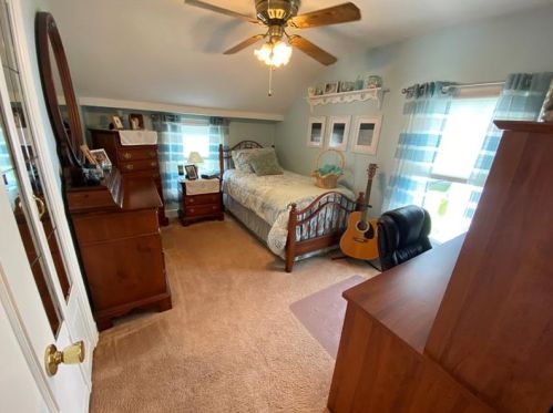 28 Bentley Ave, Greenville PA  16125-1847 exterior