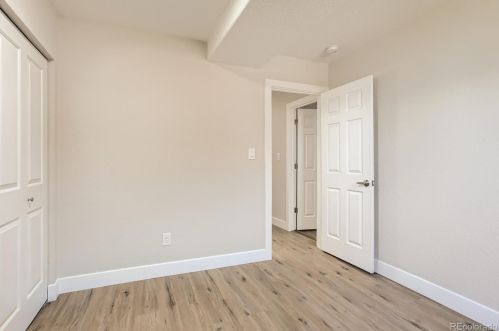 46 Xavier St, Denver CO  80219-1027 exterior