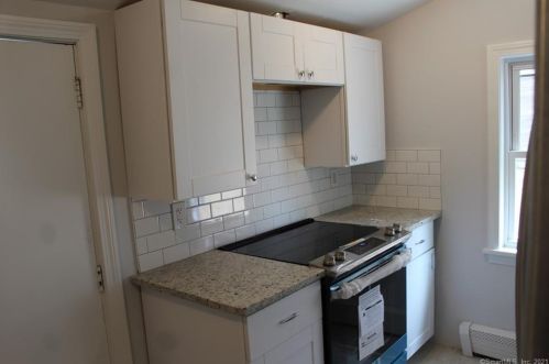 285 Jefferson St, Bridgeport CT  06607-2422 exterior