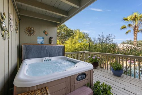 940 24 St, Lakeport CA  95453-3013 exterior
