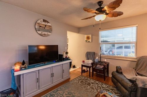 12 Heath Aster Ln, Lehigh Acres FL 33936-7347 exterior