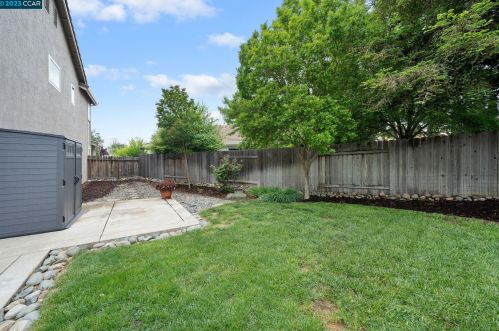 932 Anderson Cir, Woodland CA  95776-5100 exterior