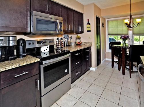 249 Commons Dr, Oakmont, PA 15139-1188