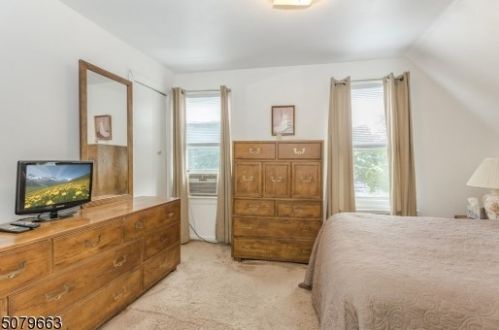 25 Race St, Nutley NJ  07110-2627 exterior