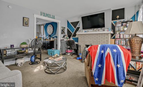 1416 Market St, Camp Hill, PA 17011-4813