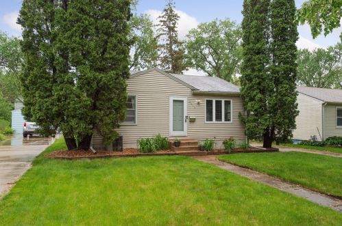 3515 Wyoming Ave, Minneapolis, MN 55426-3823