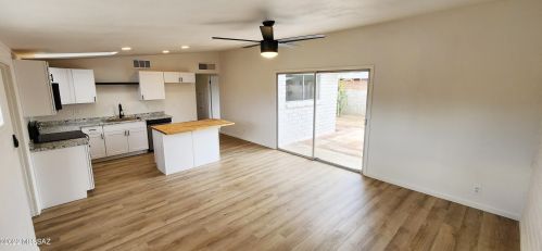 7119 Elbow Bay Dr, Tucson AZ  85710-1321 exterior