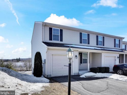 14 Abby Ln, Schuylkill Haven, PA 17972-9742