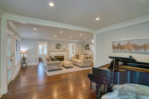 546 20th Ave, Saint Petersburg, FL 33704-4622