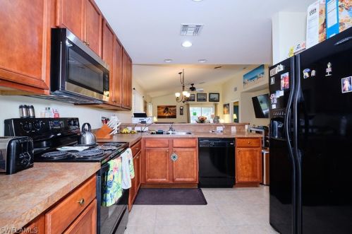 18285 Minorea Ln, Lehigh Acres FL  33936-6048 exterior